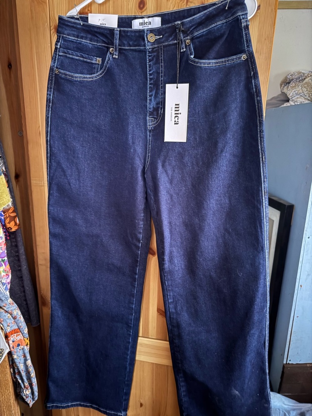 Dark wash MICA wide leg super high rise jeans. Size 31.